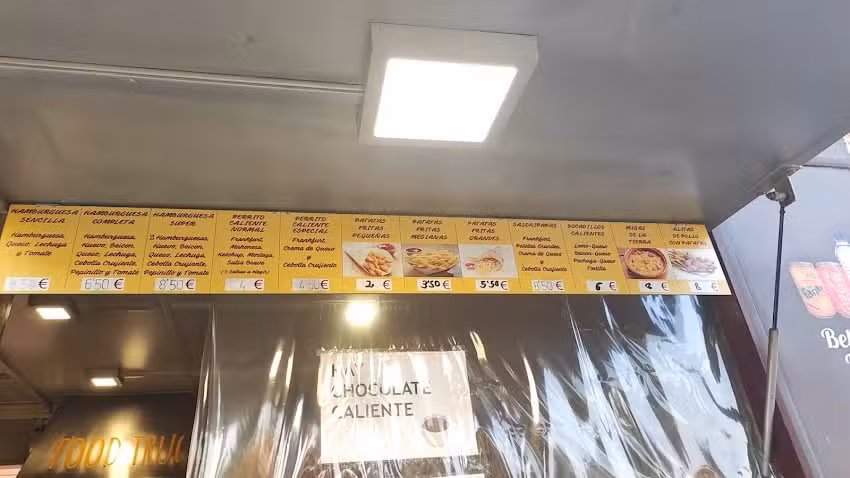 Food truk Alexandra Herrera de los Navarros