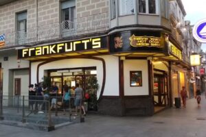 Frankfurt&rsquo;s Casa Vall&egrave;s