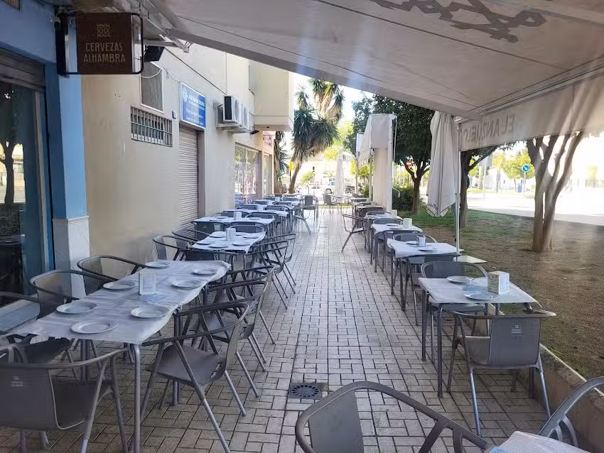 Freidur&iacute;a El Anzuelo puerto de la torre