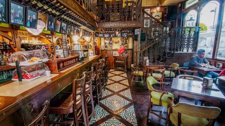 Gallagher&rsquo;s Irish Tavern