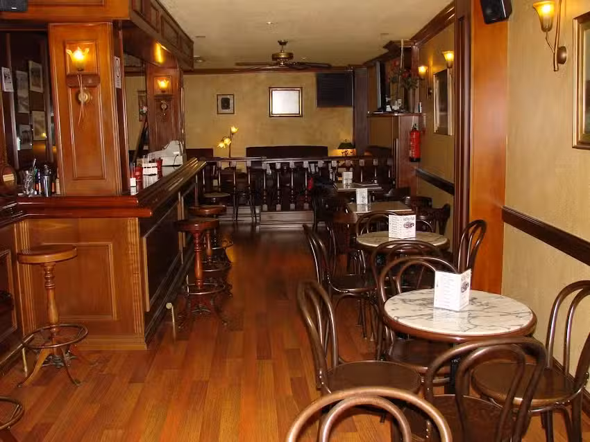 Galley-Pub