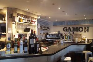 Gamon 14 Bar Restaurante