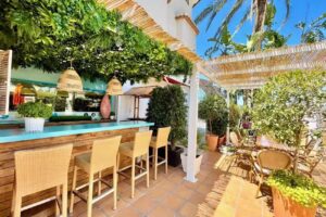 GastroBar La Cova &ndash; MontePego