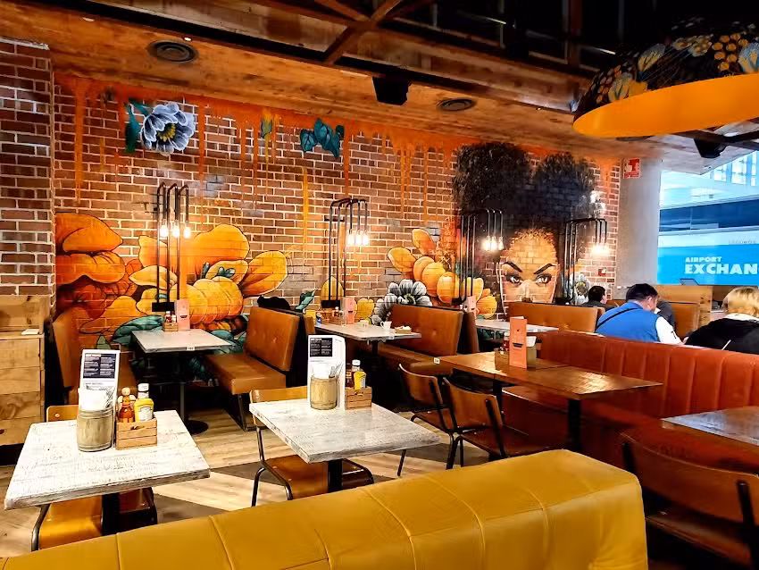 Giraffe World Kitchen