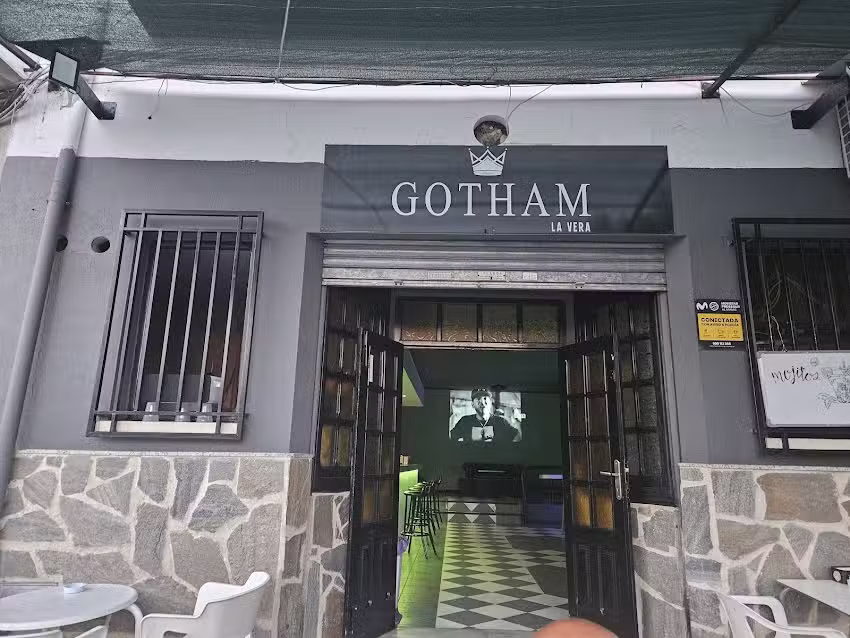 GOTHAM LA VERA
