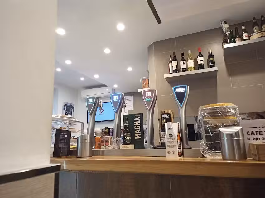 G&uuml;imar cafeter&iacute;a