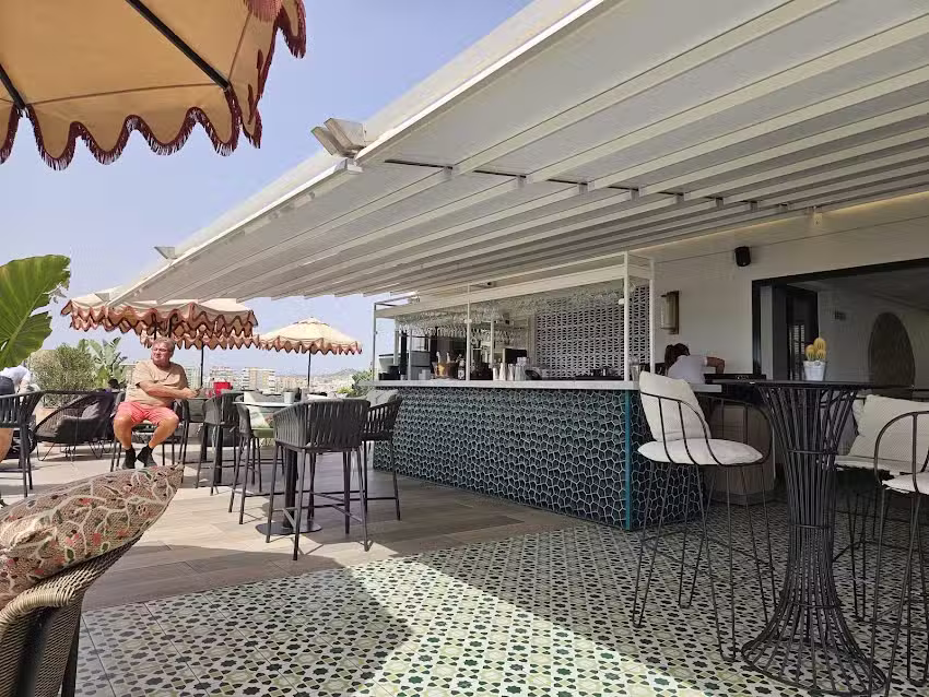 H10 Croma M&aacute;laga Rooftop terraza