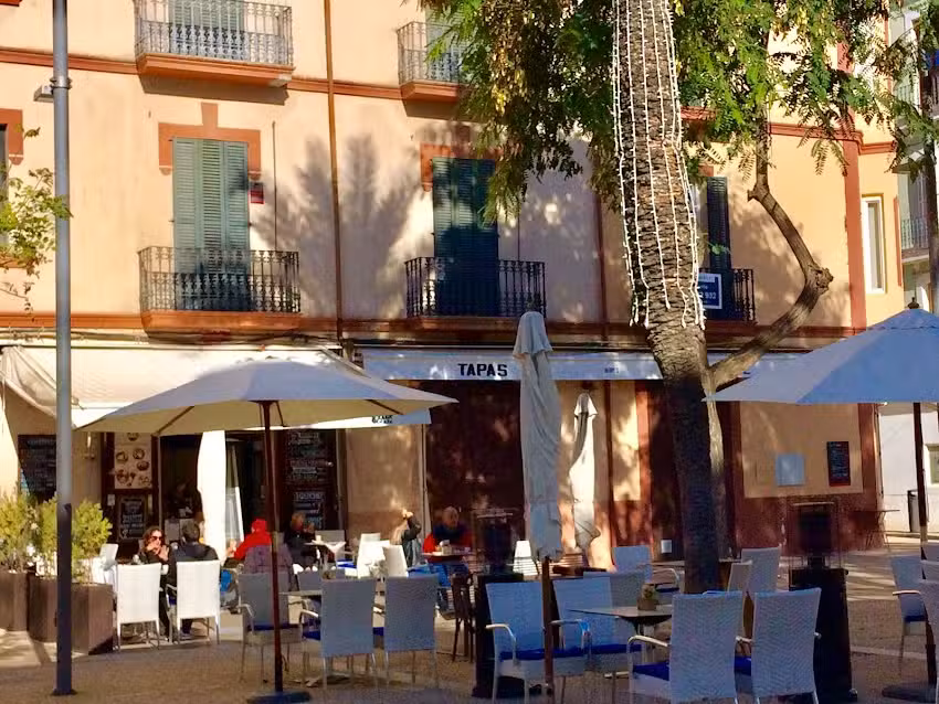 Herry&rsquo;s tapas & wine