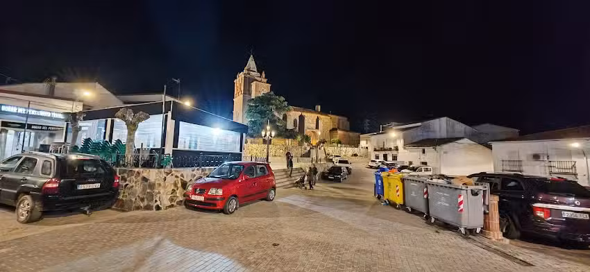 HOGAR DEL PENSIONISTA DE TRASIERRA