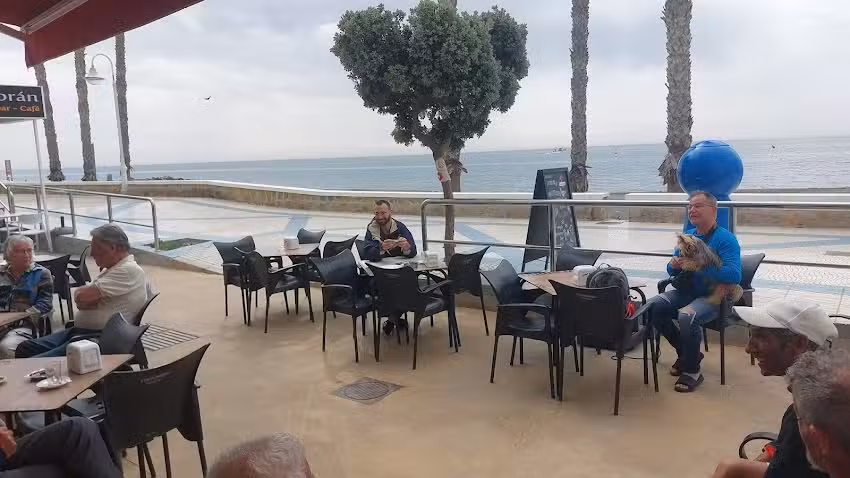 Hogar del pensionista Mezquitilla