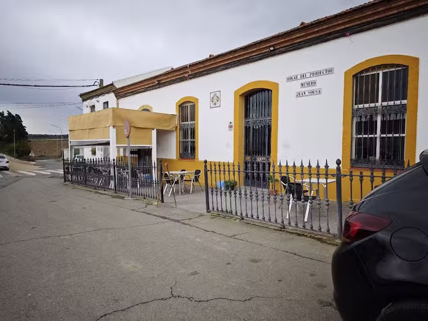 Hogar del Productor Minero. Juan Sousa