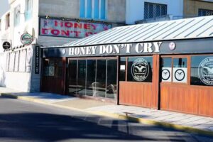 Honey Don&rsquo;t Cry