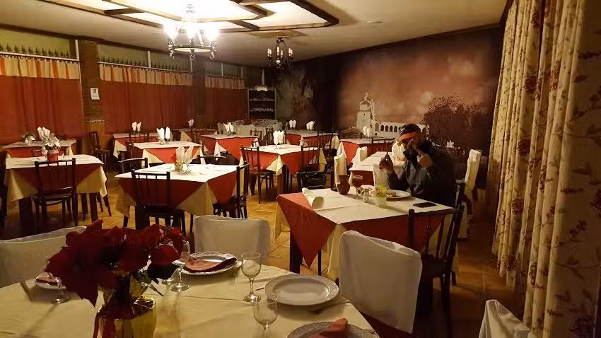Hostal Restaurante &laquo;El Monte&raquo;