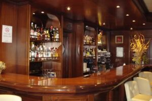 HOTEL PINTOR MARS&Agrave;