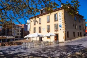 Hotel Restaurante La Casona de Jovellanos