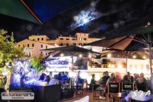 Iguanaport &ndash; Discoteca & Terraza