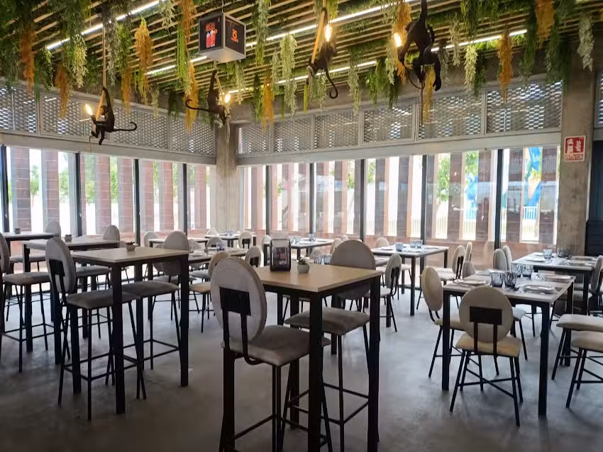 Inquieto Premium Bar