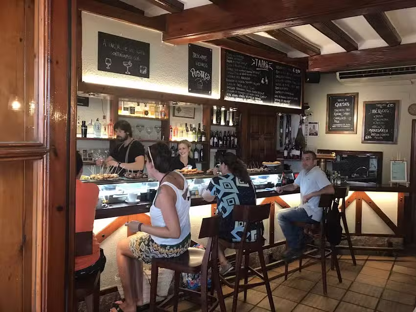 IZARRA TABERNA VASCA