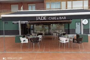 JADE Café & Bar