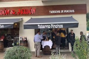 Jam&oacute;n & Jam&oacute;n