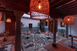 Jazm&iacute;n Granada