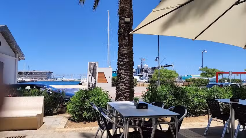 John G.V. Cafe-Bar Restaurante