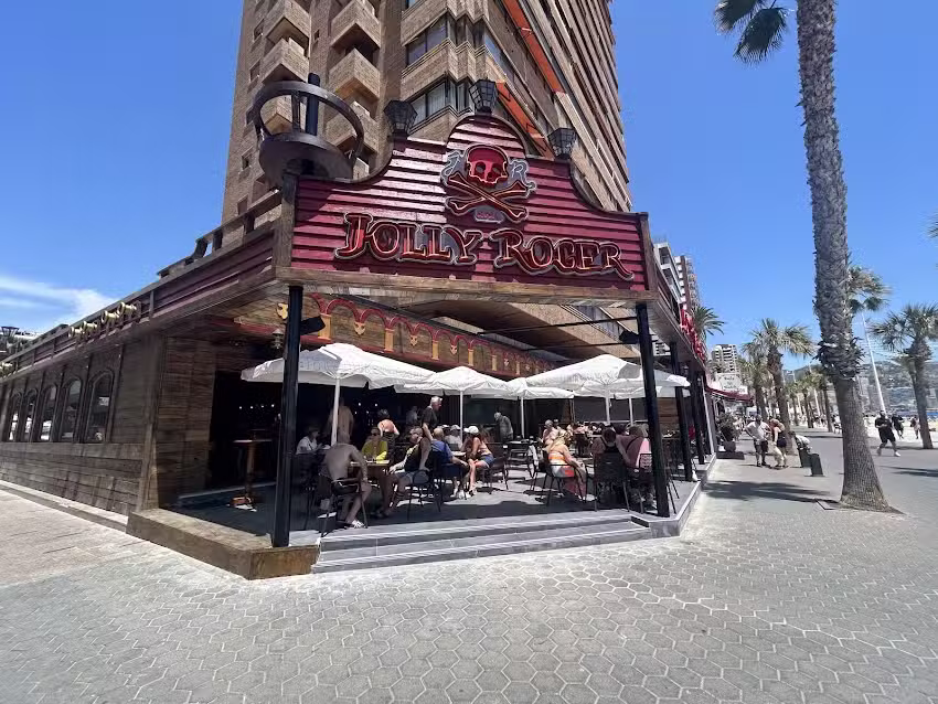 Jolly Roger Beach Bar Benidorm