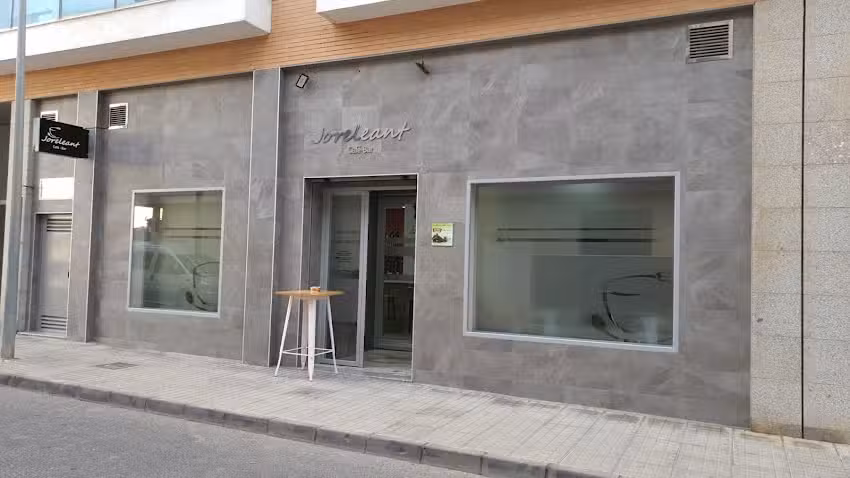 Joreleant Cafe Bar