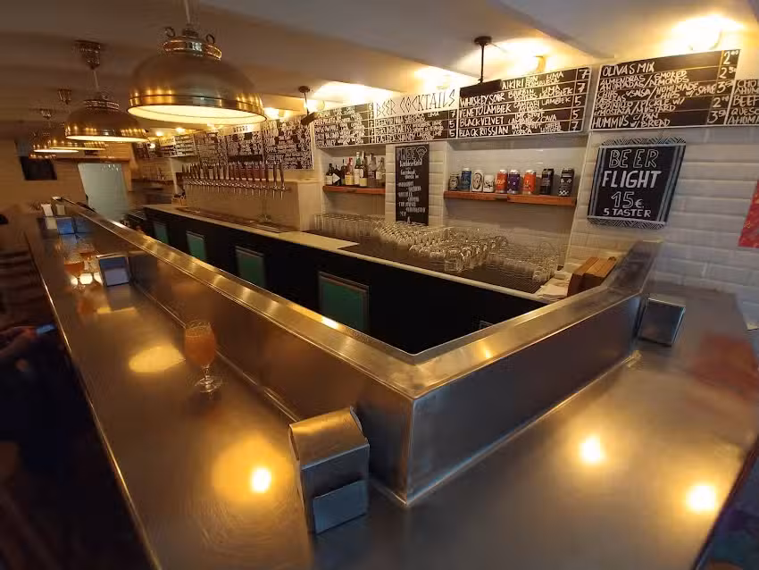 K&aelig;lderkold Craft Beer Bar