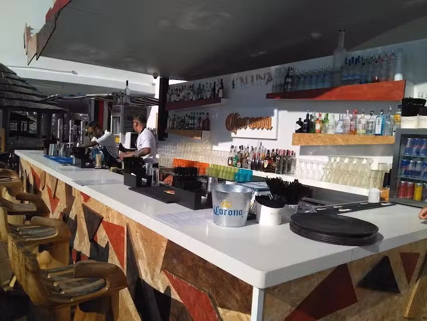 Kaluna Beach Club
