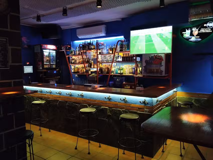 Karaoke A Media Noche