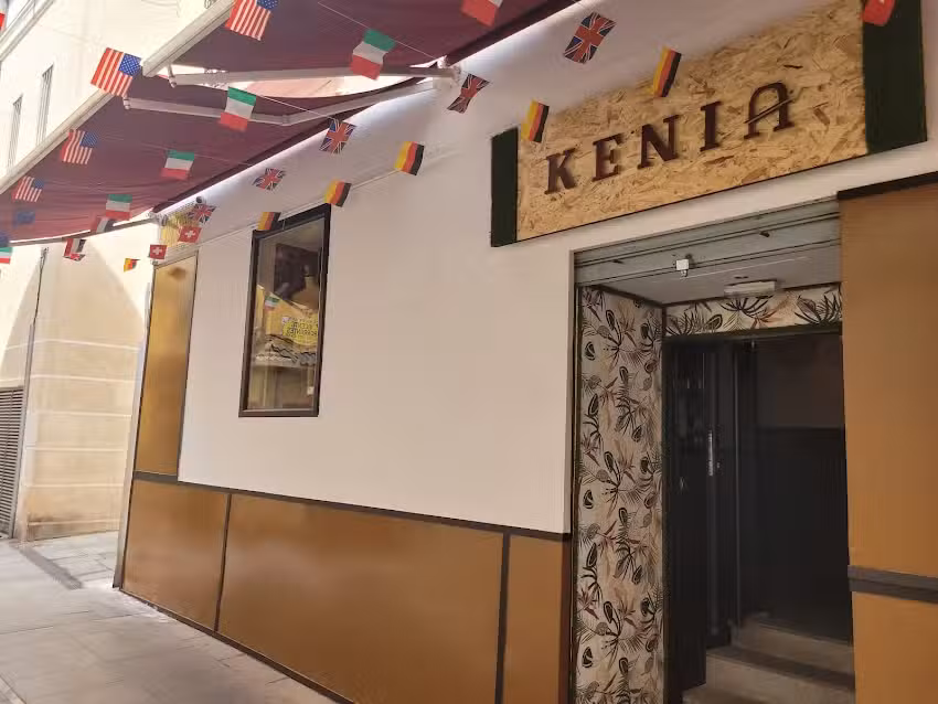 Kenia Caf&eacute; &ndash; Pub &ndash; Badajoz