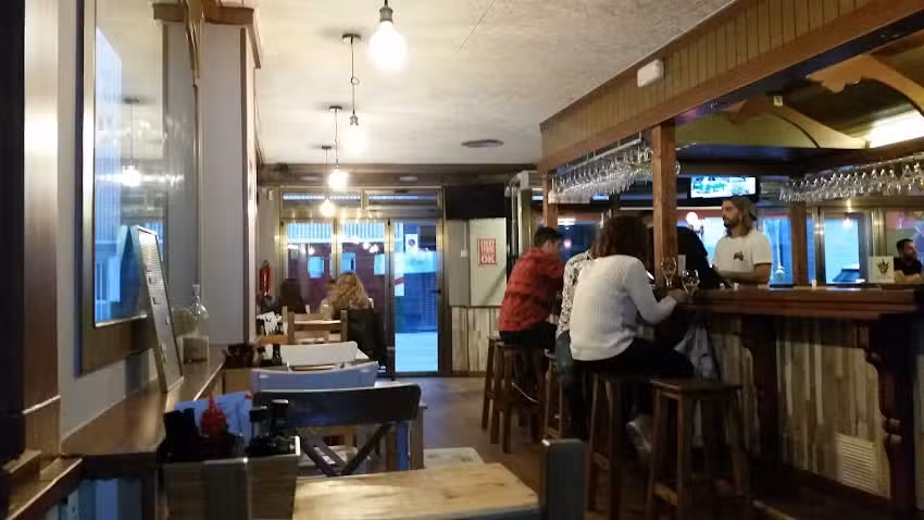 Kikkers Bar
