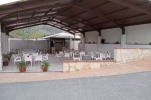 Kiosko bar &ndash; La Piscina Municipal de Arenas