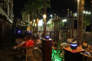 KU Lounge Caf&eacute;