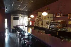 L&rsquo;onze caf&eacute; y copas.