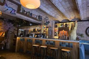 La Alcoba Azul &ndash; Bar de Tapas en Rambla Catalunya