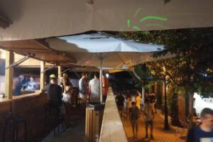 La Balsa terraza de verano.