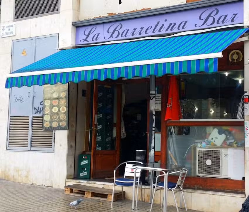 La Barretina Bar