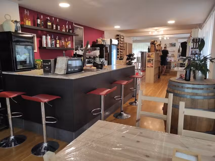 LA BESULLA &ndash; VINOTECA