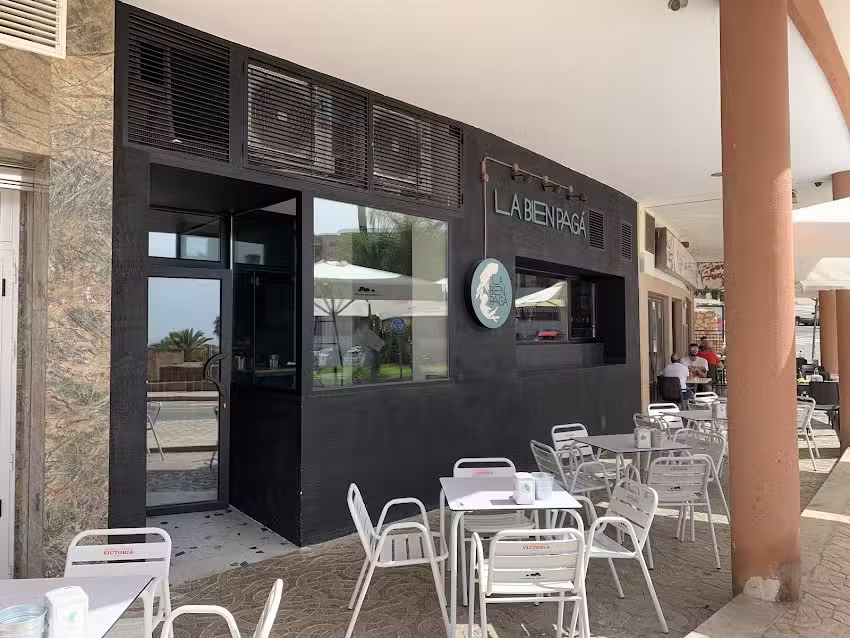 La bien pag&aacute;
