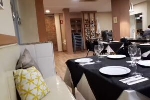 La Blonda Resto &ndash; Bar