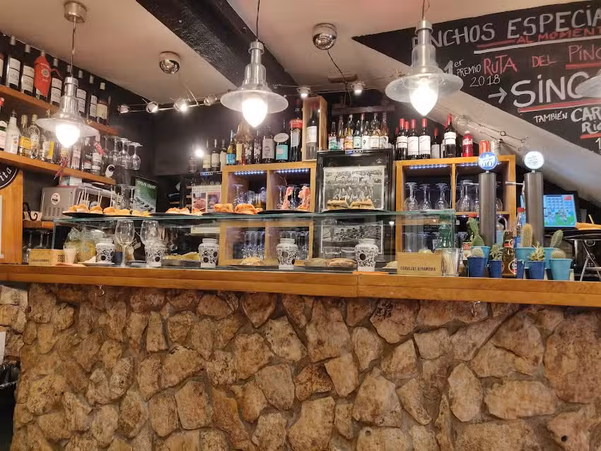 La Bodeguita Esmeralda******