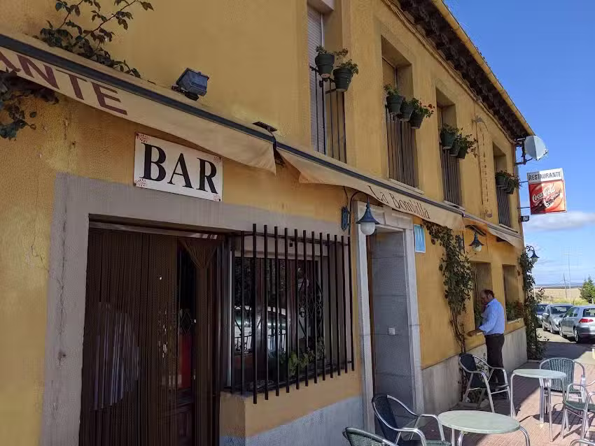 La Bombilla Restaurante