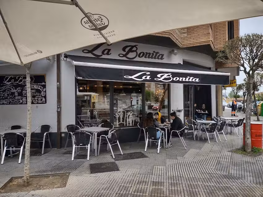 La Bonita