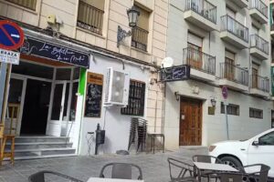 La botellica de en medio