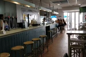 La Botica Restaurante-Cervecer&iacute;a Tapas