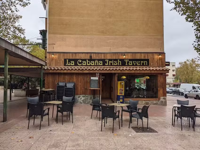 La caba&ntilde;a IRISH TAVERN