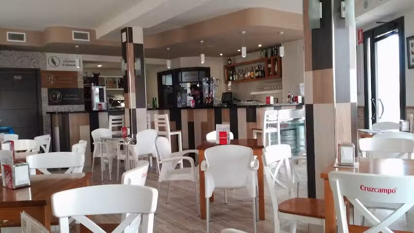 La Caleta &ndash; Bar De Tapas