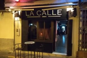 LA CALLE BAR De Copas.